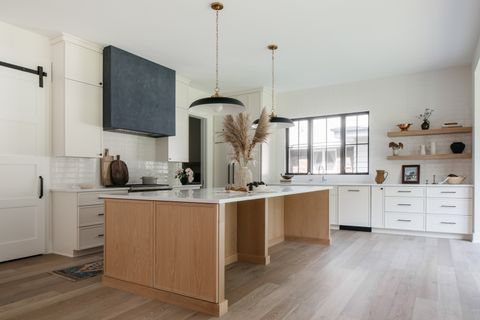 Tiny photo for 905 N Webster Street, Naperville, IL 60563 (MLS # 12344099)