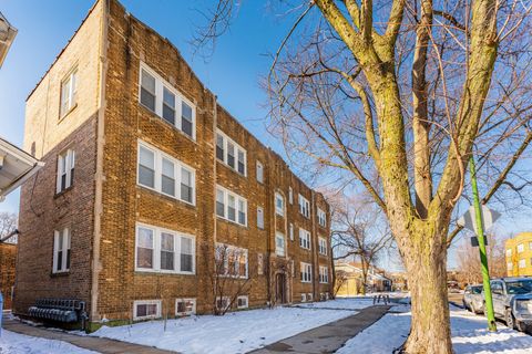 Tiny photo for 4704 N Kasson Avenue #3, Chicago, IL 60630 (MLS # 12555642)