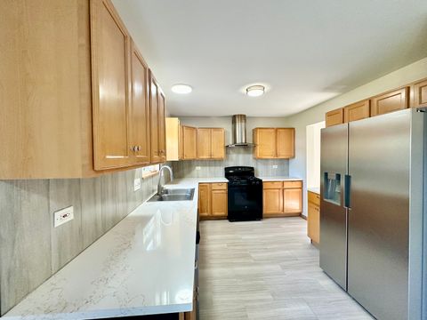 Tiny photo for 4520 W Lawn Avenue, Waukegan, IL 60055 (MLS # 12483355)