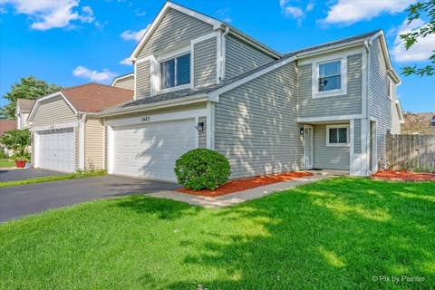 Tiny photo for 1483 N Pembroke Drive, South Elgin, IL 60177 (MLS # 12691563)