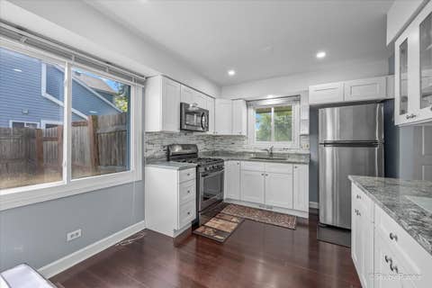 Tiny photo for 1483 N Pembroke Drive, South Elgin, IL 60177 (MLS # 12691563)