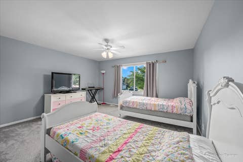 Tiny photo for 1483 N Pembroke Drive, South Elgin, IL 60177 (MLS # 12691563)