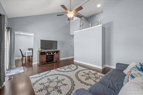 Tiny photo for 1483 N Pembroke Drive, South Elgin, IL 60177 (MLS # 12691563)