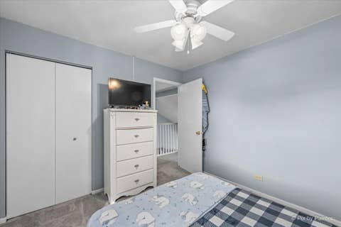 Tiny photo for 1483 N Pembroke Drive, South Elgin, IL 60177 (MLS # 12691563)