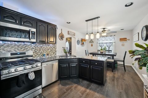 Tiny photo for 4420 Oak Park Avenue, Stickney, IL 60402 (MLS # 12561702)