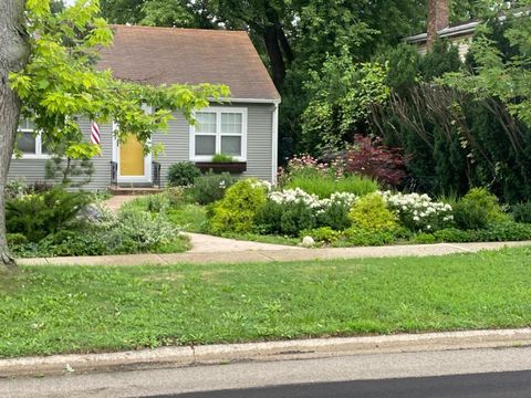 Tiny photo for 148 Wheeling Avenue, Wheeling, IL 60090 (MLS # 12505309)