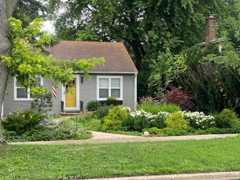 Tiny photo for 148 Wheeling Avenue, Wheeling, IL 60090 (MLS # 12505309)