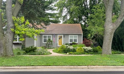 Tiny photo for 148 Wheeling Avenue, Wheeling, IL 60090 (MLS # 12505309)
