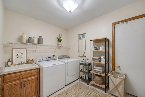 Tiny photo for 3226 Mallard Drive, Homewood, IL 60430 (MLS # 12742311)