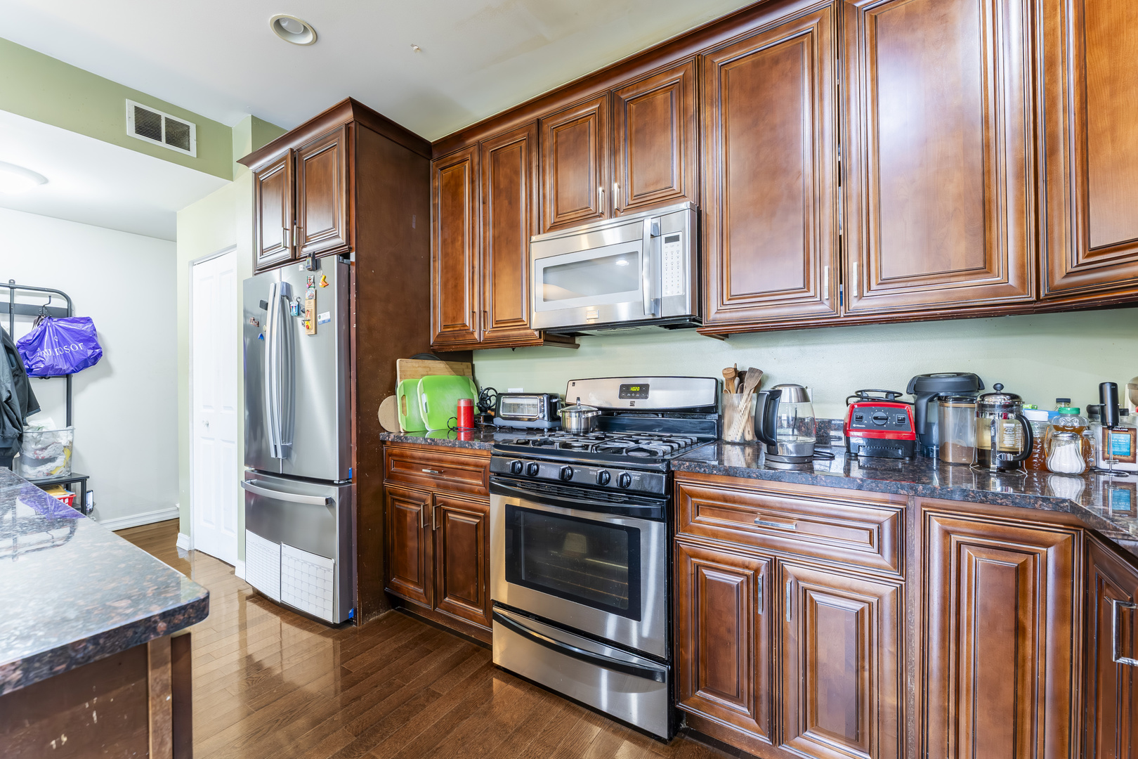 6311 W Belmont Avenue 1