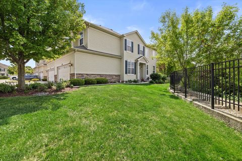 698 S Jade Lane 698 Round Lake IL 60073