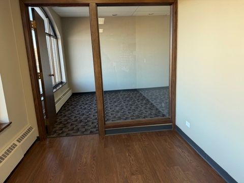 Tiny photo for 18 W Burlington Avenue, La Grange, IL 60525 (MLS # 12548569)