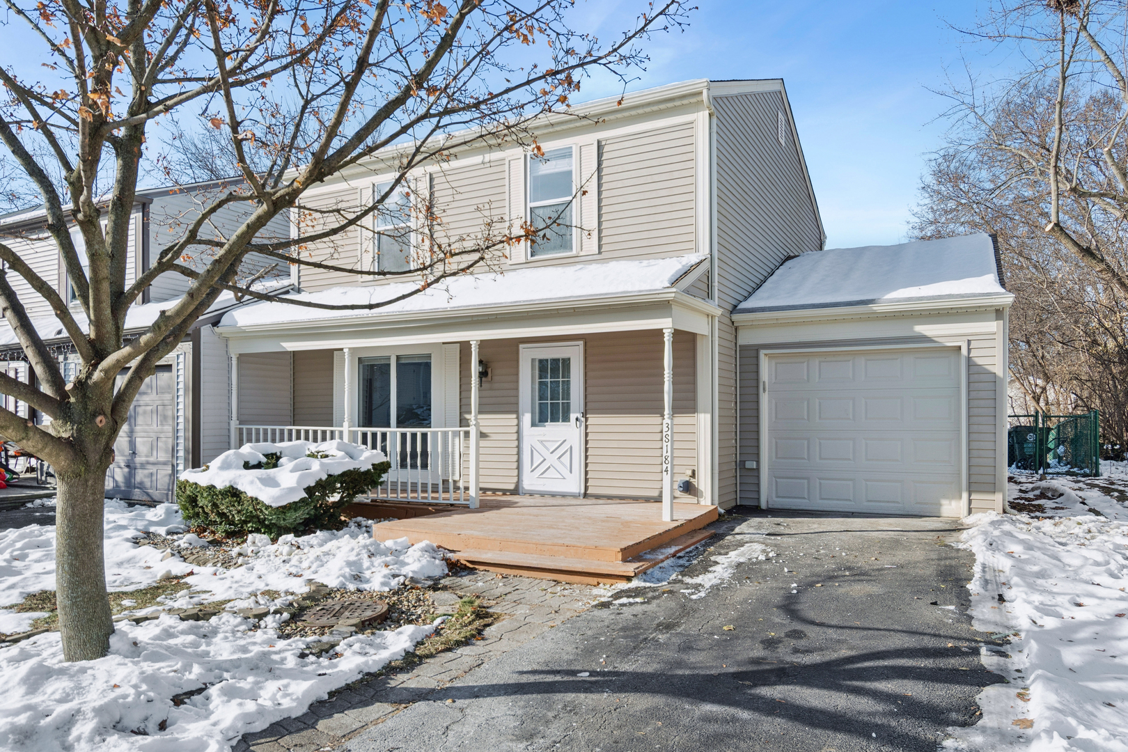 3S184 Birchwood Drive