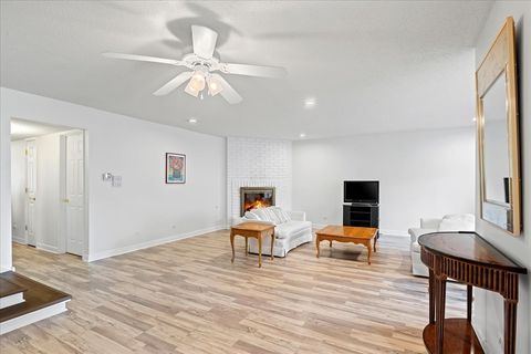 Tiny photo for 7711 W OAK RIDGE Court #2A, Palos Heights, IL 60463 (MLS # 12452869)