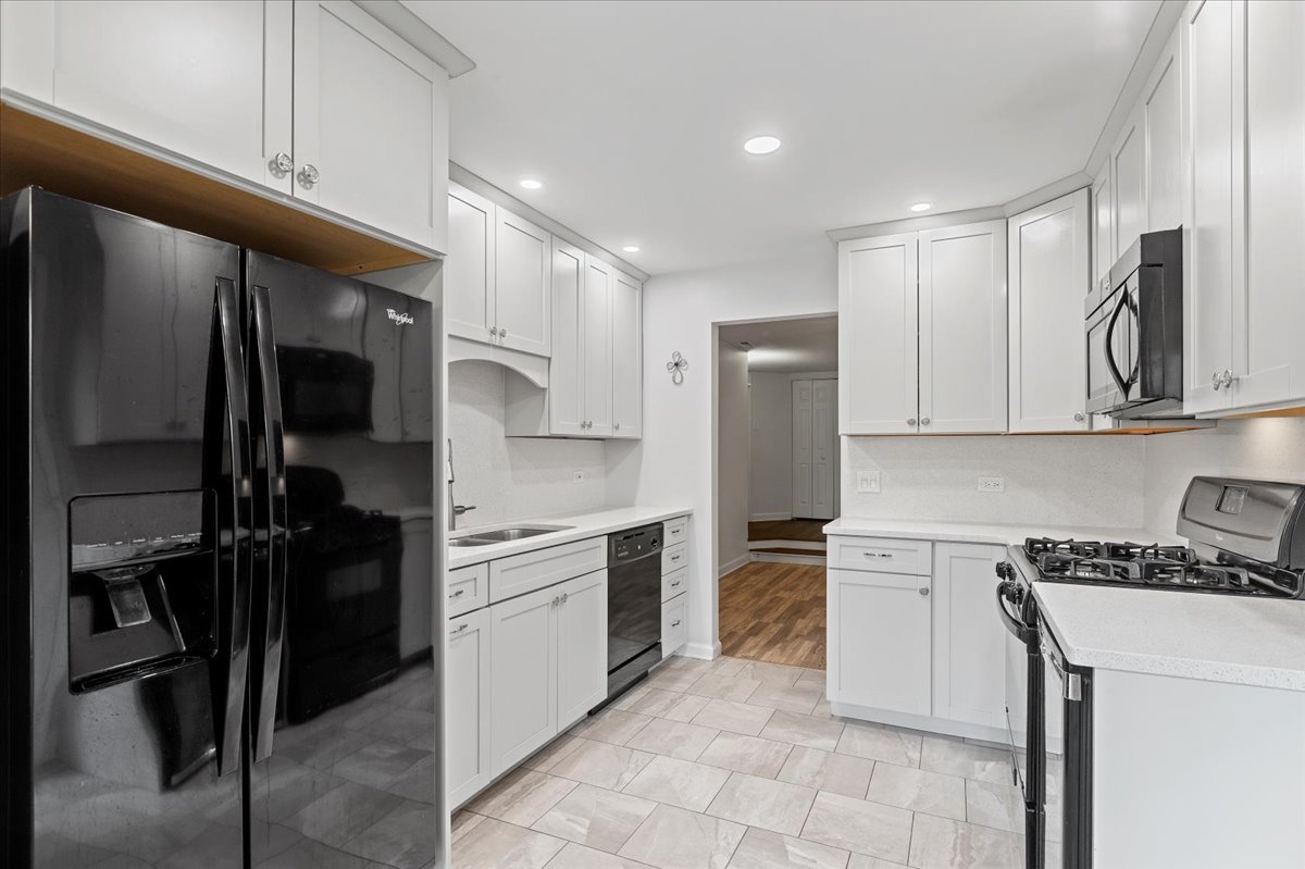 7711 W OAK RIDGE Court 2A