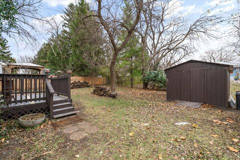 Tiny photo for 27 Maple Avenue, Lake Zurich, IL 60047 (MLS # 12545868)