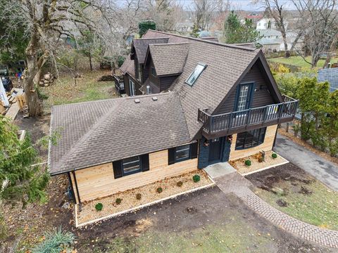 Tiny photo for 27 Maple Avenue, Lake Zurich, IL 60047 (MLS # 12545868)