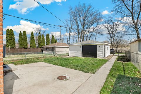 Tiny photo for 13451 S Avenue K, Chicago, IL 60633 (MLS # 12605363)