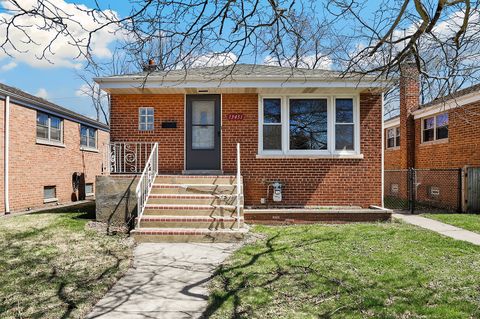 Photo of 13451 S Avenue K, Chicago, IL 60633 (MLS # 12605363)