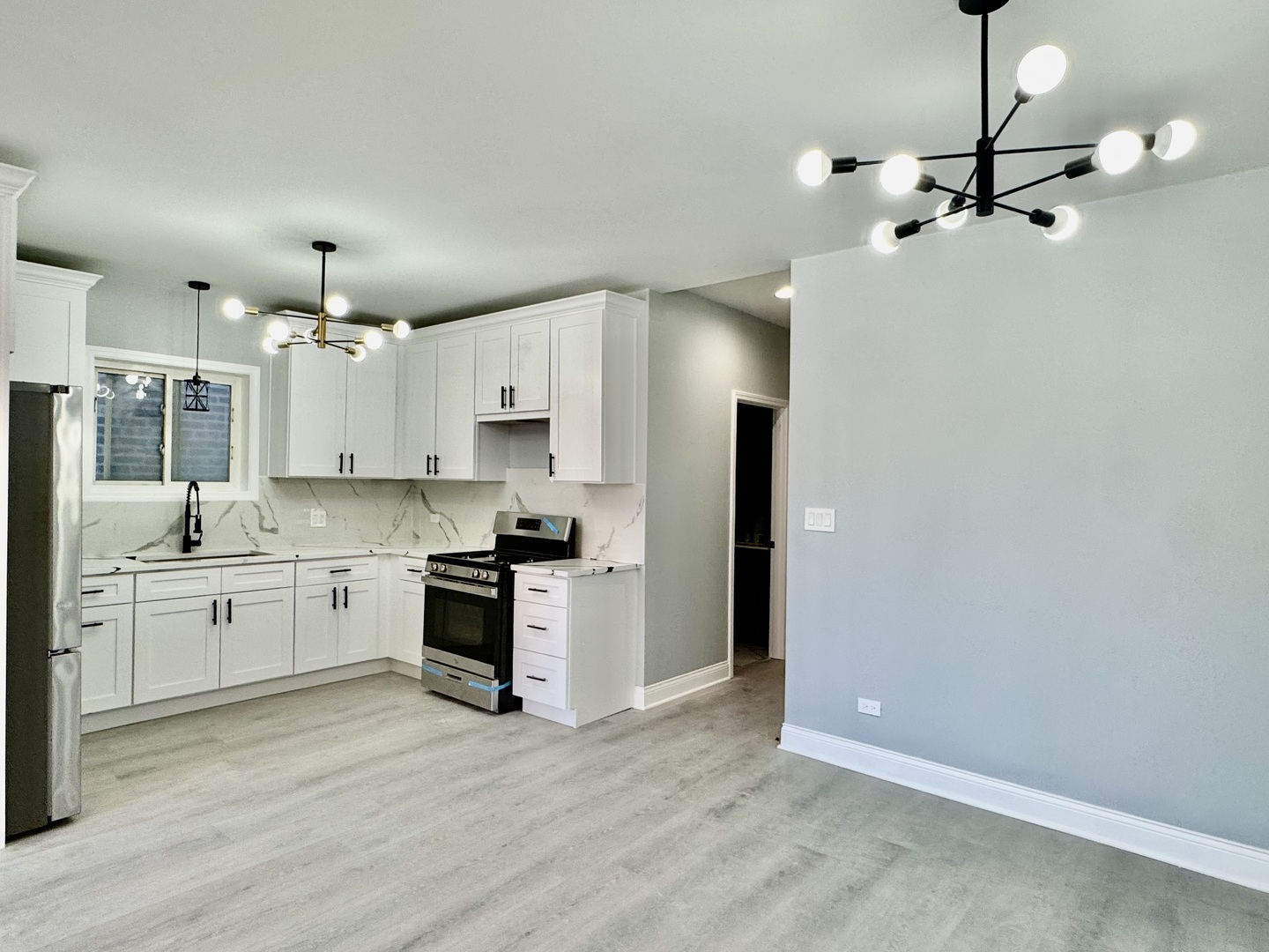 1317 W 31st Street 1FL
