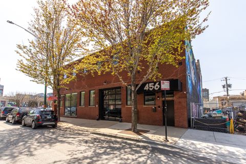 452 N Morgan Street Chicago IL 60642