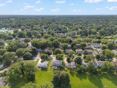 Tiny photo for 6S165 Lakewood Drive, Naperville, IL 60540 (MLS # 12729050)