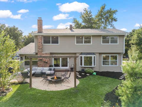 Tiny photo for 6S165 Lakewood Drive, Naperville, IL 60540 (MLS # 12729050)