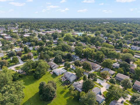 Tiny photo for 6S165 Lakewood Drive, Naperville, IL 60540 (MLS # 12729050)