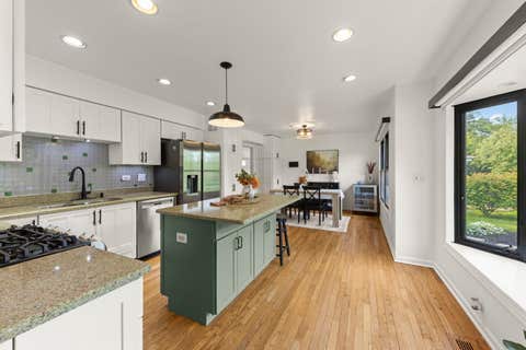 Tiny photo for 6S165 Lakewood Drive, Naperville, IL 60540 (MLS # 12729050)