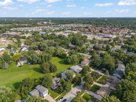 Tiny photo for 6S165 Lakewood Drive, Naperville, IL 60540 (MLS # 12729050)