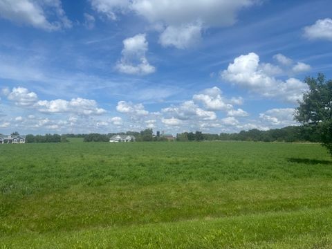 4712 Glacial Trail Ringwood IL 60072