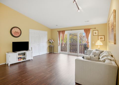 Tiny photo for 2930 Northampton Drive #A2, Rolling Meadows, IL 60008 (MLS # 12518620)