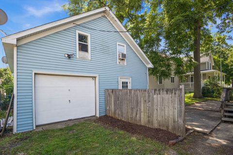 Tiny photo for 822 DeKalb Avenue, Sycamore, IL 60178 (MLS # 12445974)