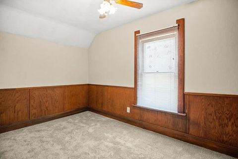 Tiny photo for 822 DeKalb Avenue, Sycamore, IL 60178 (MLS # 12445974)