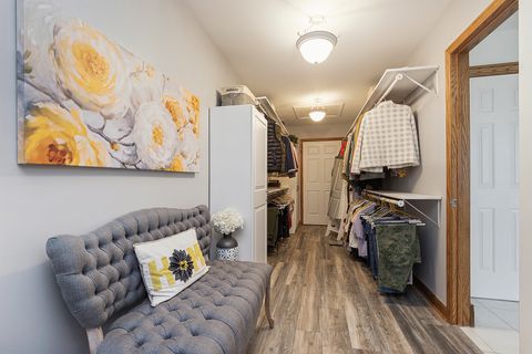 Tiny photo for 7832 Joliet Drive S, Tinley Park, IL 60477 (MLS # 12576171)