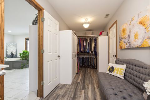 Tiny photo for 7832 Joliet Drive S, Tinley Park, IL 60477 (MLS # 12576171)