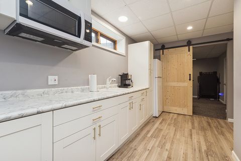 Tiny photo for 7832 Joliet Drive S, Tinley Park, IL 60477 (MLS # 12576171)