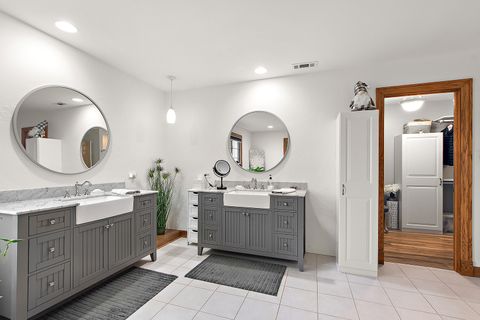 Tiny photo for 7832 Joliet Drive S, Tinley Park, IL 60477 (MLS # 12576171)