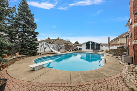 Tiny photo for 7832 Joliet Drive S, Tinley Park, IL 60477 (MLS # 12576171)