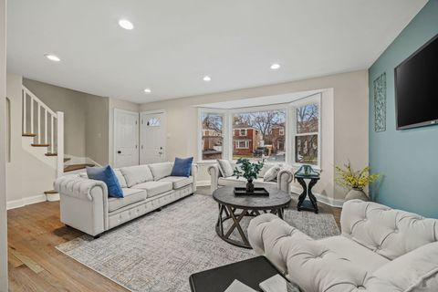 Tiny photo for 9908 S Maplewood Avenue, Chicago, IL 60655 (MLS # 12581291)