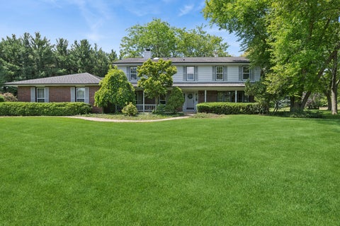 Photo of 205 Whitaker Court, Woodstock, IL 60098 (MLS # 12681612)