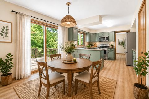 Tiny photo for 205 Whitaker Court, Woodstock, IL 60098 (MLS # 12681612)