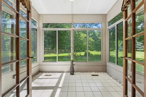 Tiny photo for 205 Whitaker Court, Woodstock, IL 60098 (MLS # 12681612)