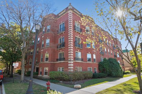 240 Lee Street 3 Evanston IL 60202