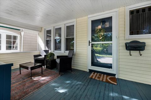 Tiny photo for 1157 Gunderson Avenue, Oak Park, IL 60304 (MLS # 12489415)