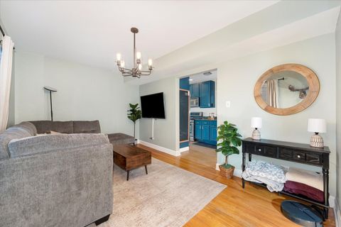 Tiny photo for 1157 Gunderson Avenue, Oak Park, IL 60304 (MLS # 12489415)