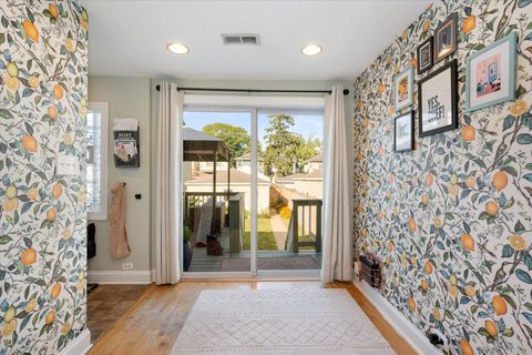 Tiny photo for 1157 Gunderson Avenue, Oak Park, IL 60304 (MLS # 12489415)