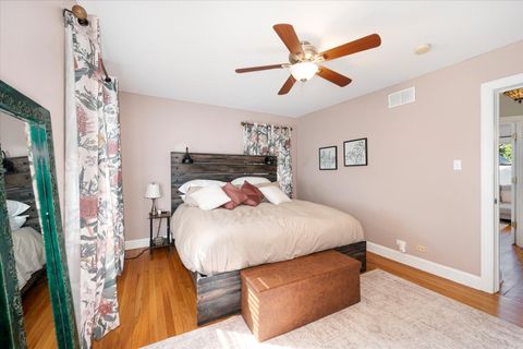 Tiny photo for 1157 Gunderson Avenue, Oak Park, IL 60304 (MLS # 12489415)