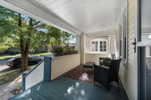 Tiny photo for 1157 Gunderson Avenue, Oak Park, IL 60304 (MLS # 12489415)