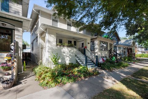 Tiny photo for 1157 Gunderson Avenue, Oak Park, IL 60304 (MLS # 12489415)